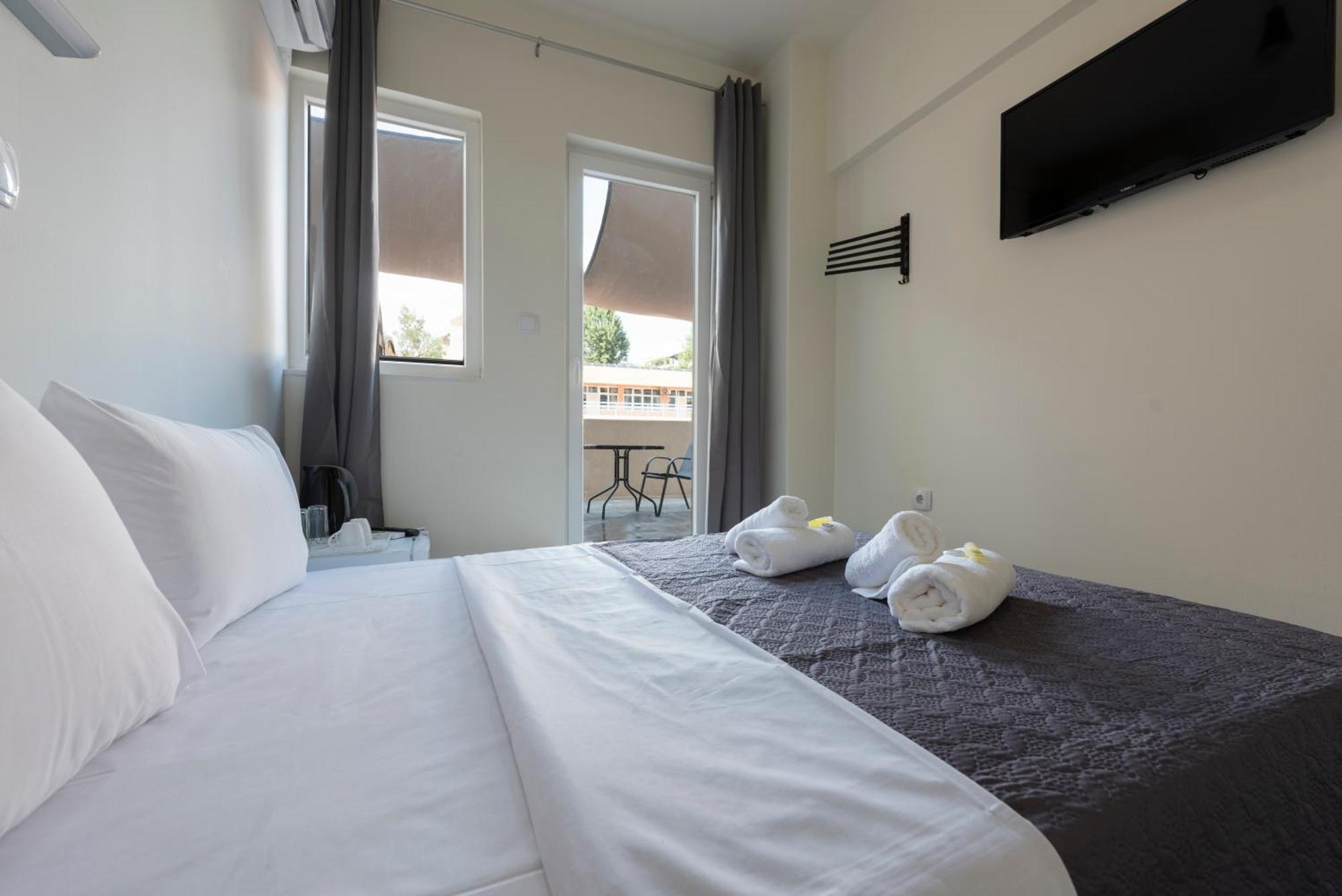 Liberal Mini Rooms & Suites Athens Exterior photo